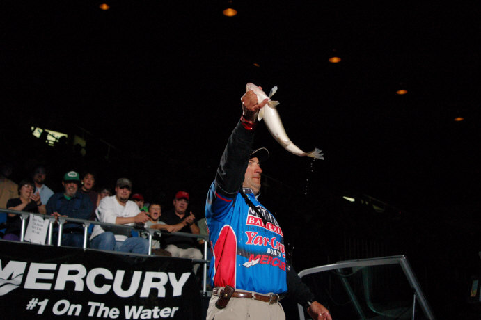 592087F1-3CC9-40E3-9A91-B60ACFE9B066