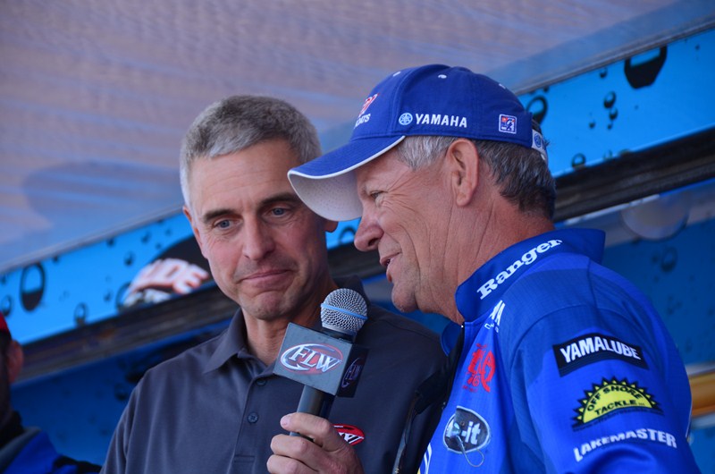 0BFCDE26-D2E2-4CE9-B5E6-3B5D449C1E07