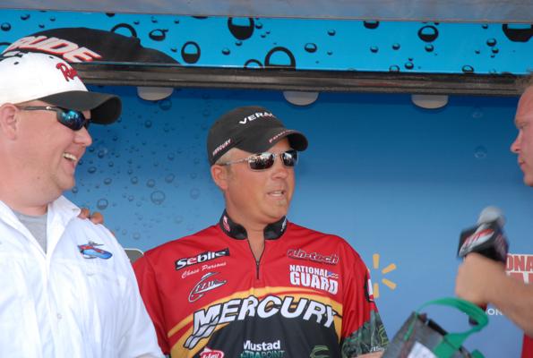 455F0AA4-6FAC-4572-AFDB-E76434CA47EF