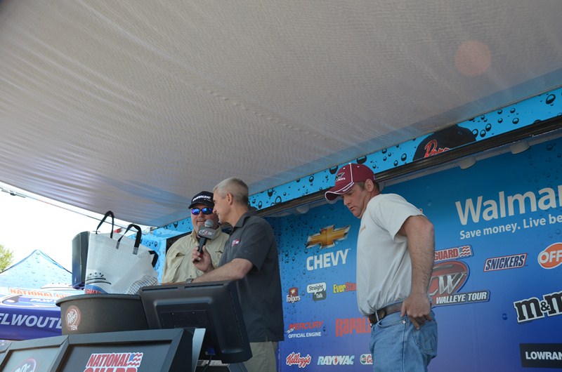 FDB1A65D-90F0-4135-BE05-E6E5BCAD05F8