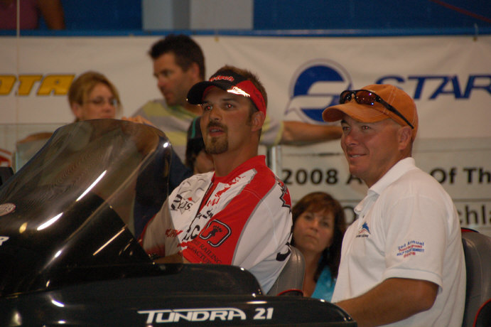 6D673C90-BD77-400E-8F1A-83718D24AC3B