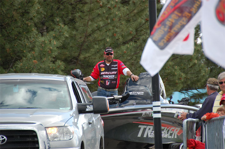 38869F0D-D93E-4E13-9B9F-49204898A5AB