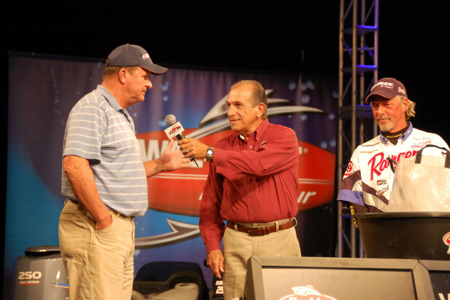 19C2D8F7-F5D3-40E9-98FA-3BD5C08BC898