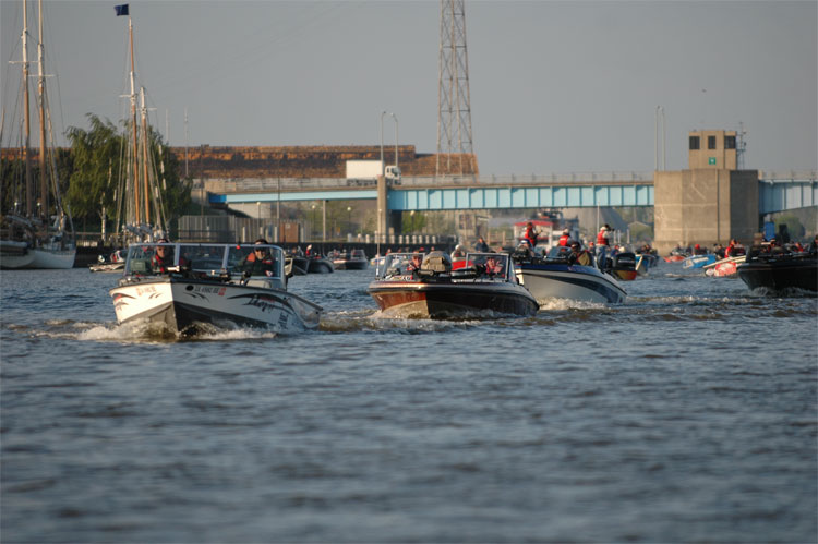 E44BC72A-C67A-4129-B30B-CF475ABA1742