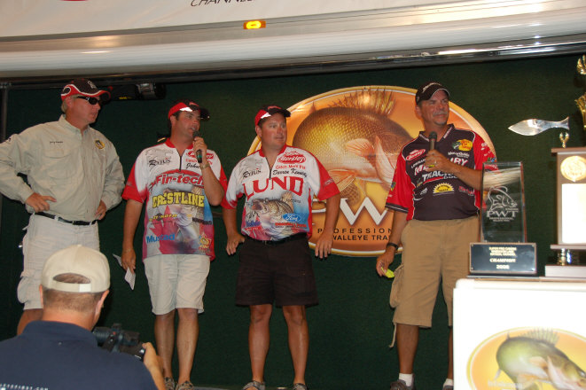 D588E471-A9A5-496A-BEF5-3D977D05065F