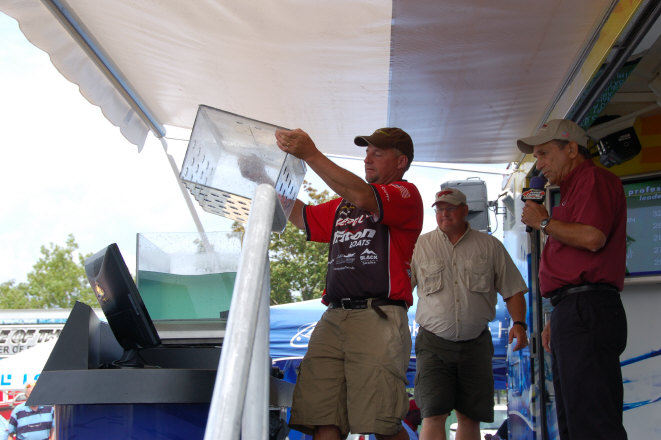 469FCDC2-A903-4BF1-B560-D250CF8AD03A