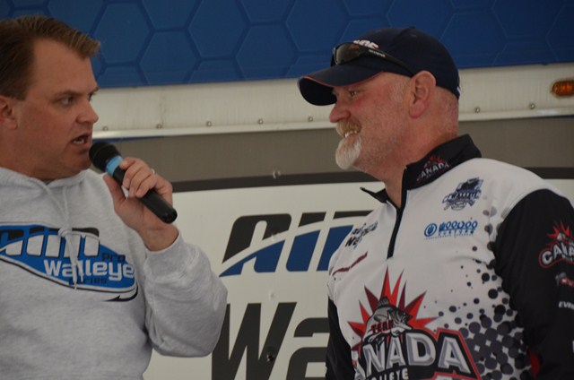 8F1F01E8-8BEF-4772-AA5D-02A92BFA42FB