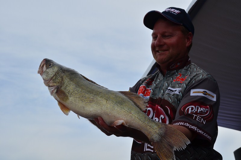 60D2DA9B-CB74-49E4-832D-50A8226DF047