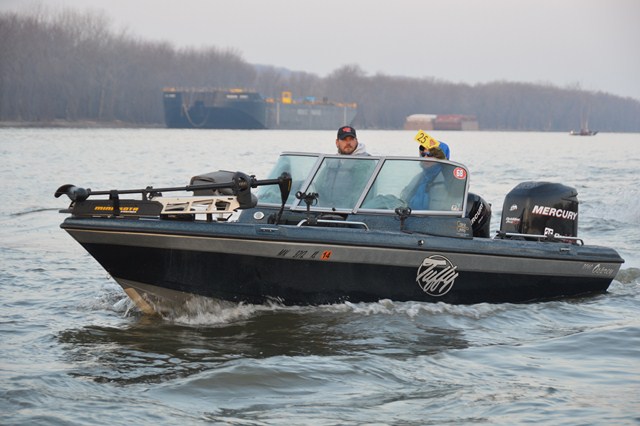 D8797AF4-0ACE-4C74-A15A-5E72E991C649