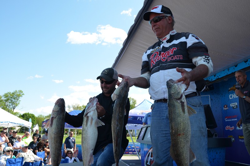 7766C3B0-45D4-4237-AC0F-06F39A5406AF