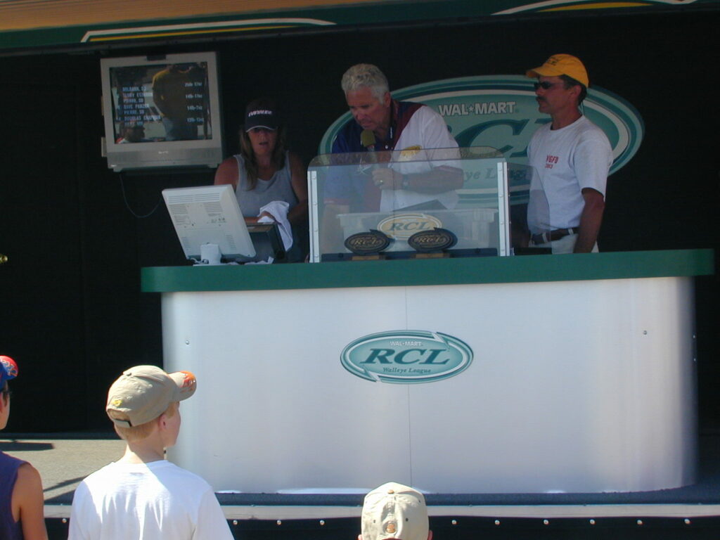 0C778619-4406-4ADF-A704-B3CC3C33D525