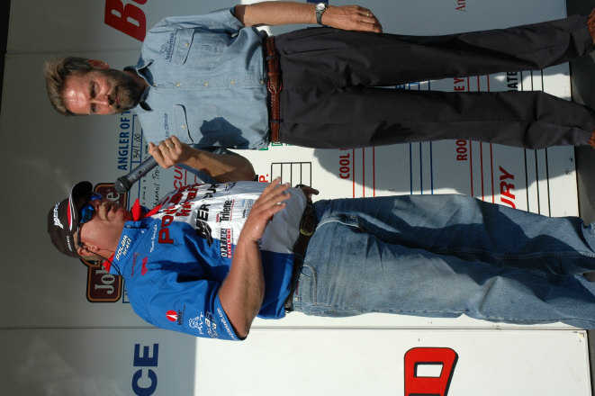 0D7CE366-A63A-42FC-B44C-B9AC370A756A