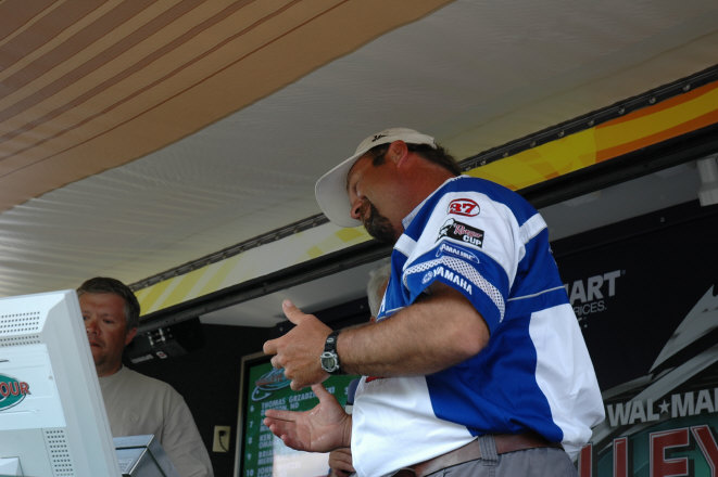 1D371729-0E92-4120-8C44-B6A82A855F61