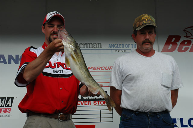 25631E6C-61D5-48C6-B4C8-DEA46F72E8BC