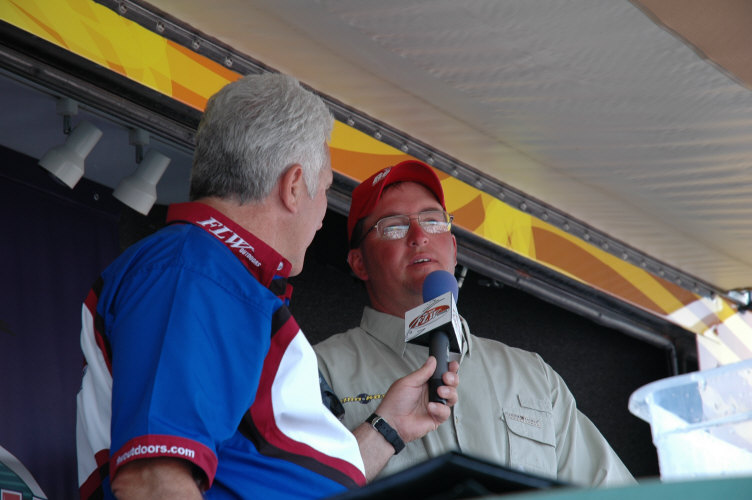 28021FBF-FAEE-4D97-8697-5EBA781D82BC