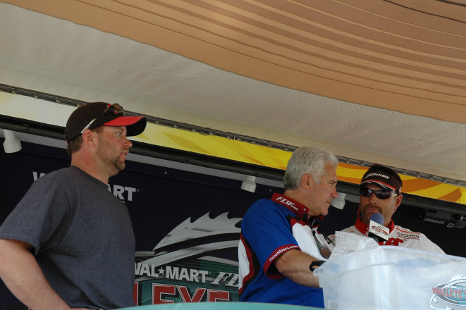 2E1C4E32-BEA2-443E-BD06-7656E31BED91