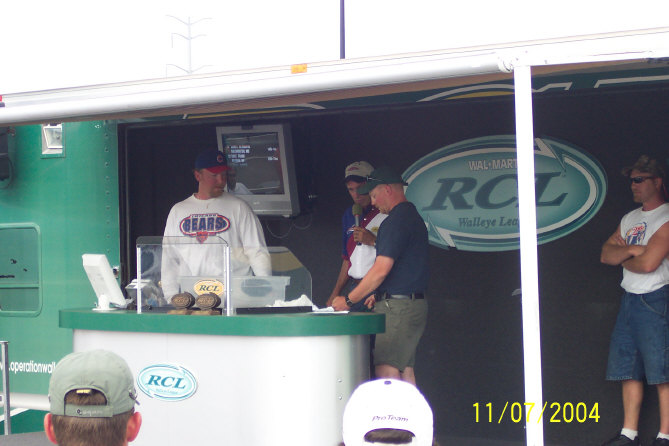 326DC19D-EED6-41B0-88A1-844685CB1993