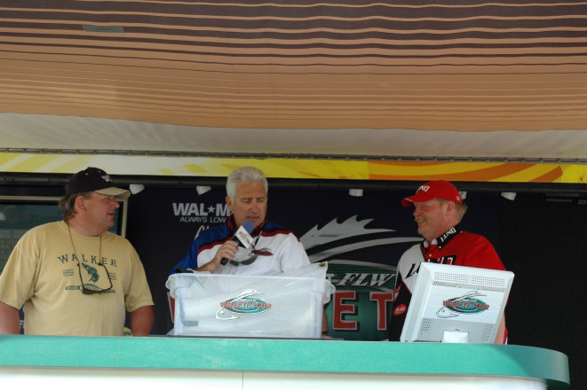 60EF3FA3-A5D9-4AD3-9D64-F01C68B3DD32