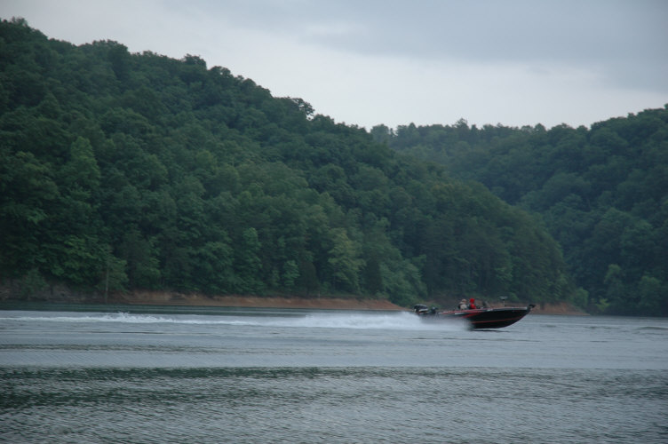 685EA712-38E8-4BF0-B53B-A6F85D5BFDE9