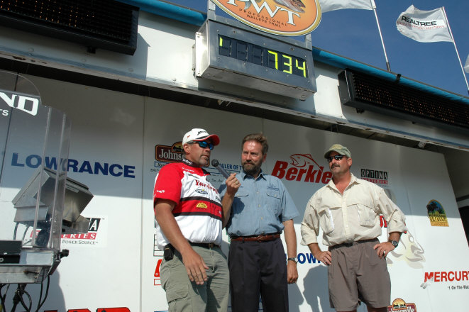 6A7818AB-B887-4B36-A66B-31BE1B4D3210