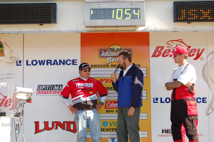 6FF7663A-72A6-4142-928A-B29922A8A2CB