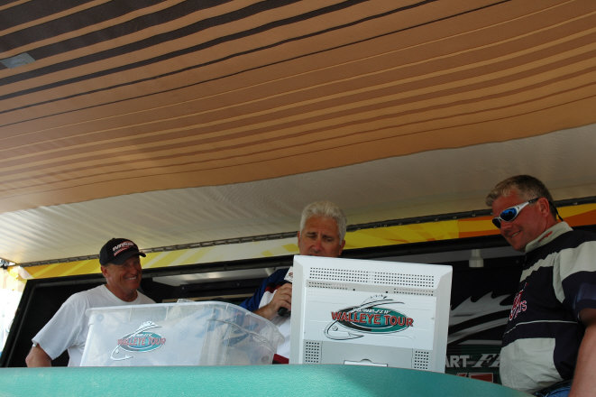 72312CCD-D9E2-4FD8-AD52-13878CF169EC