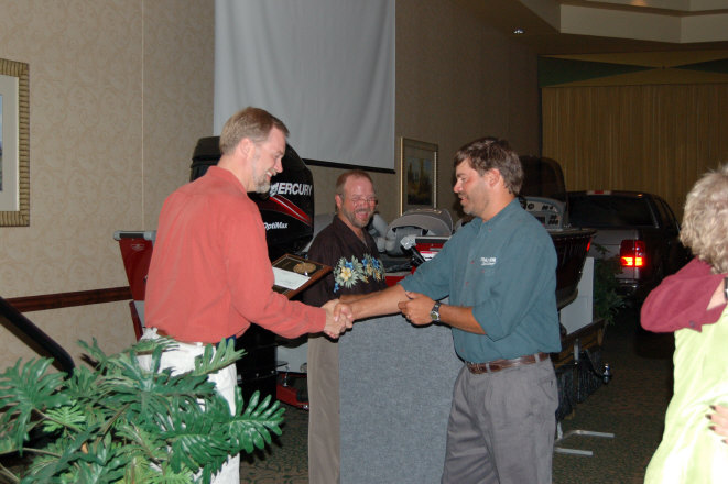 8B878453-9786-475C-8784-480CDCA4EAF0