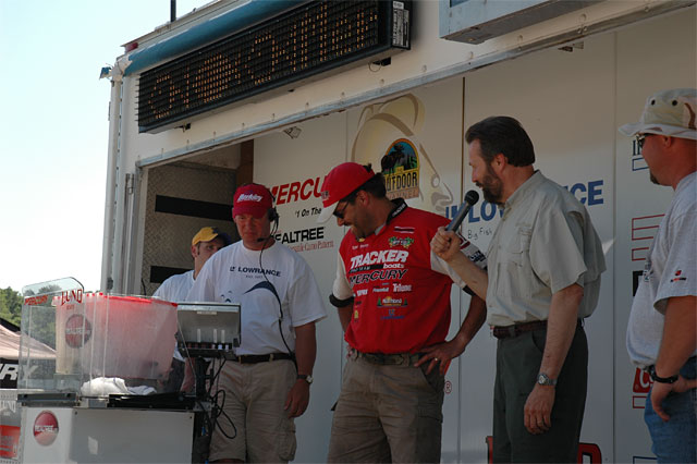 A23B8D18-2F39-4004-A16E-B38A5C1E6A6B