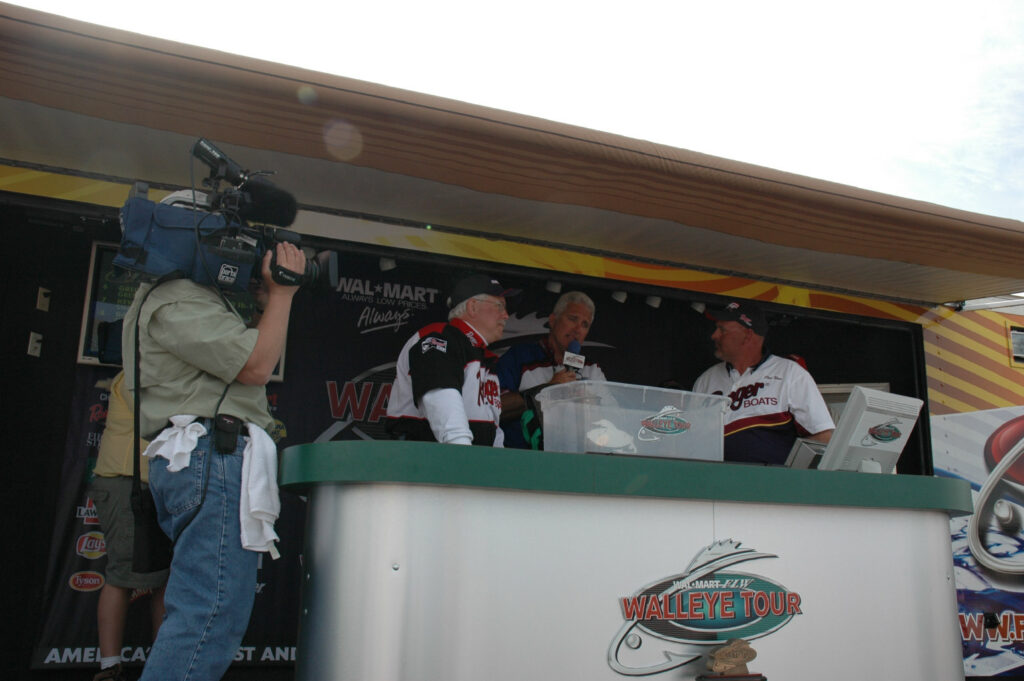 A86AC231-AA6C-46CB-BA71-5F45E9E6F9BD