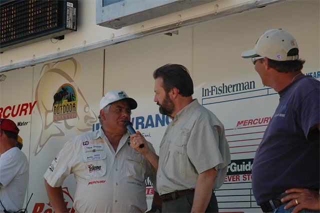 DF320E84-DDD4-45E1-AD3B-A038F08F3DE9