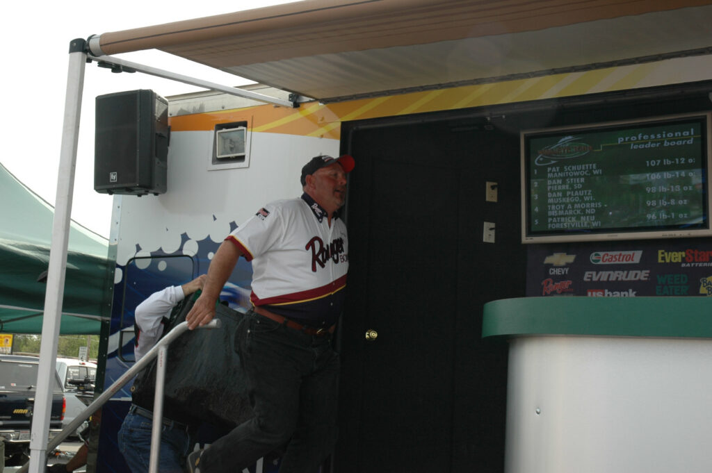 E3328B97-57FB-4BBE-A2E1-D9909922736E