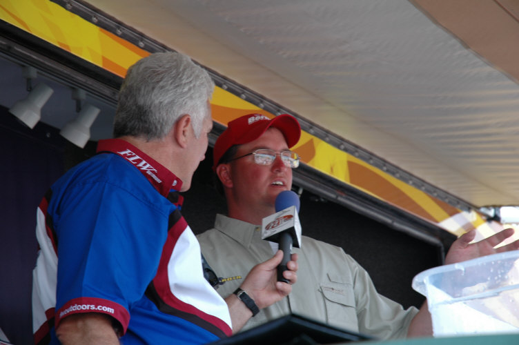 E3FE3BDF-606D-4CA9-B15E-B1D86B82DB11