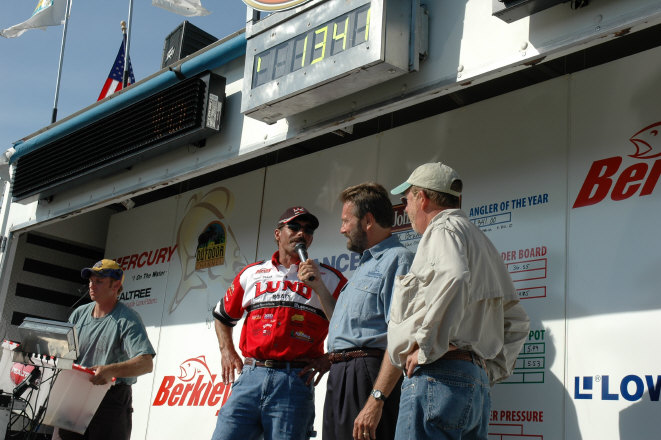 E4444638-8A34-43B3-A68A-FB6456C4DEEA