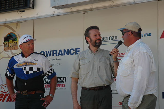 E5060409-1184-4221-85E2-17188AF2F811