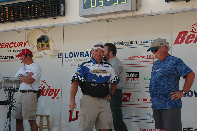 F5ECCC40-0C8D-4755-8642-72FE4039C84F