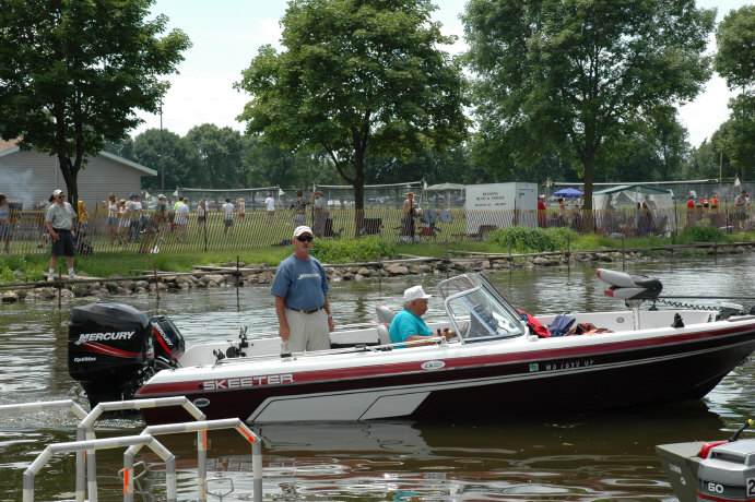 F6A1DCA9-F906-4D83-B7E4-CA29201EC232